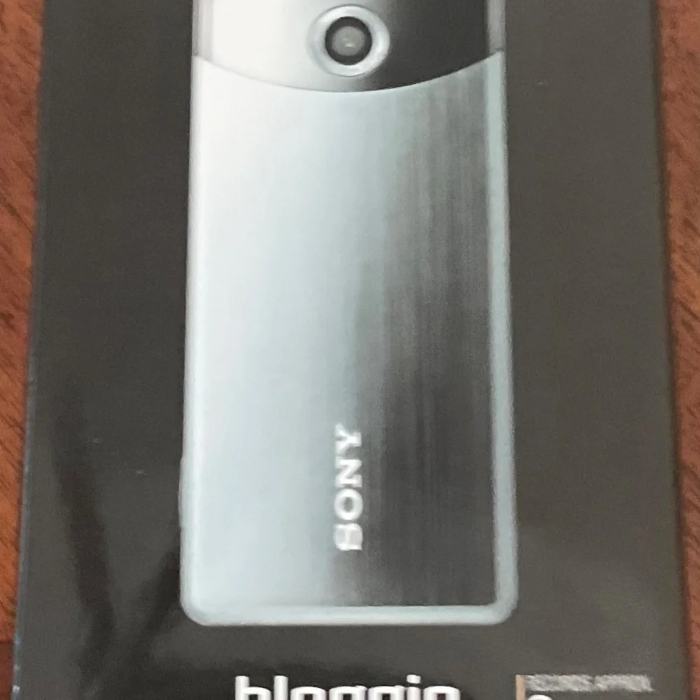 Sony Bloggie Touch 4GB MHS-TS10 Records 2 Hours black mobile HD snap Camera